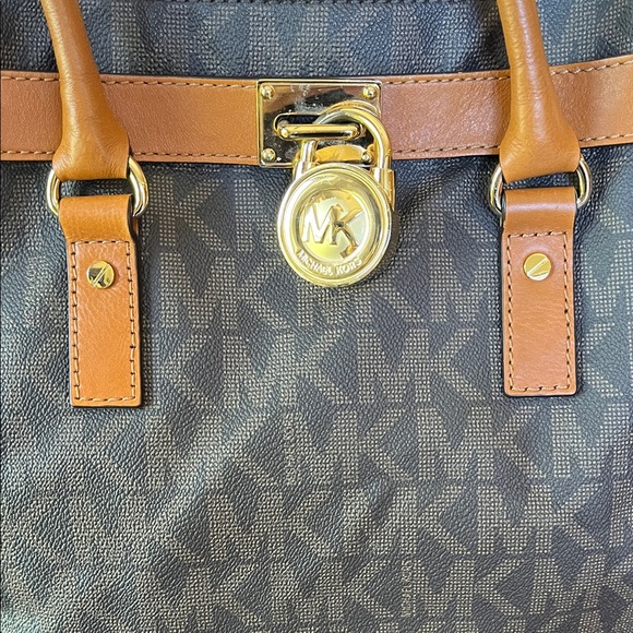 Michael Kors Black and Brown Signature Tote - Picture 1 of 16